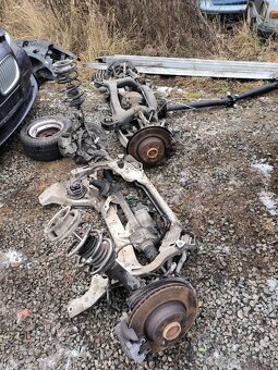 BMW E90/91 325D 150kw automat - 2