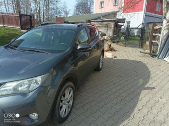 Toyota RAV4 2.2d - 2
