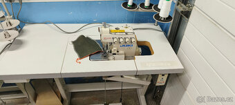 Průmyslový overlock 4 nitný Juki MO-6714s - 2