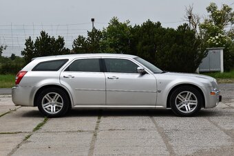 Chrysler 300C 3.0 CRD,XENONY,TEMP,DKLIMA,BOSTON,PDC,ALU18 - 2