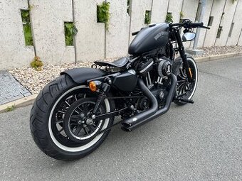 Kompletní TOP stavba Harley-Davidson Sportster Iron 883 XL - 2