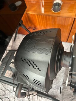Thrustmaster t300 rs gt edition+ferrari f1 wheel add on - 2
