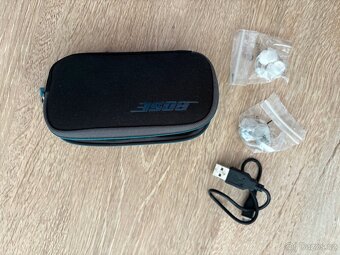 BOSE Quiet Comfort QC20 - 2