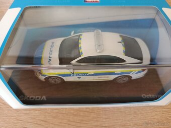 Škoda Octavia IV Policie Slovinsko Abrex 1:43 - 2