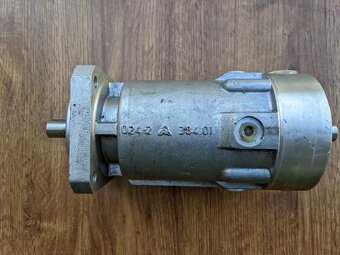 NOVÝ HYDROMOTOR MRAK 10 - 2