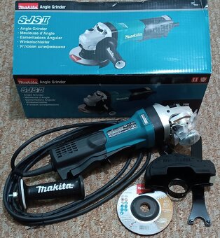 Makita Úhlová bruska 1900W GA5093X01 - 2