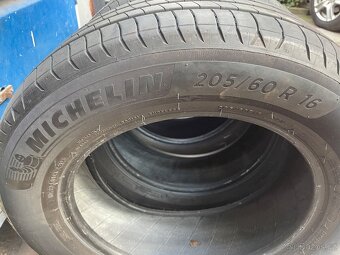 Sada letních pneu  205/60 R16 Michelin/Hankook - 2