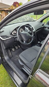 Peugeot 207 1.4 8v - 2