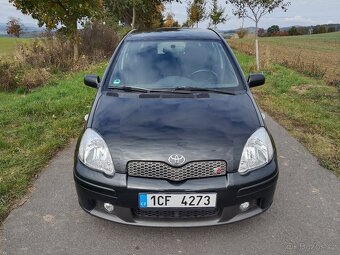 Toyota Yaris 1.5i T-Sport 5dv - 2