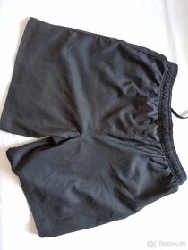 Nové pánské kraťasy Decathlon, černé, vel. M - 2