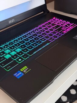 Herní notebook MSI Katana 17 B12VFK-458CZ - 2