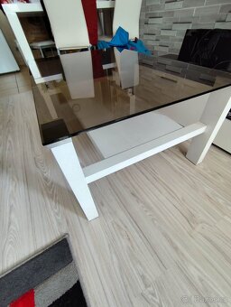 Konferenční stolek - 2