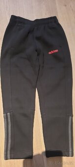 3× tepláky vel.128 - 2