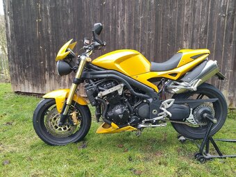 Triumph speed triple 1050 - 2