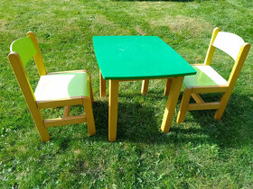 Dětský stůl + židle - 2
