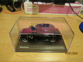 Abrex 1:43 Škoda Superb 913 Černý - 2