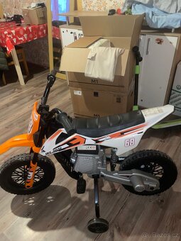 Děcka elektrická motorka - 2
