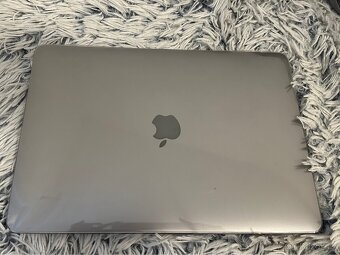 Prodávám MacBook Pro 13 2019 - 2