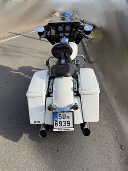Harley davidson electra glide ultra Classic FLHTCU 2012 - 2