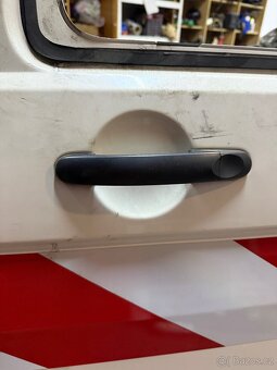 Levé šoupací dveře VW TRANSPORTER T5 - 2