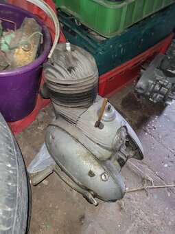 Kompletní motor jawa 250/353 Kývačka - 2