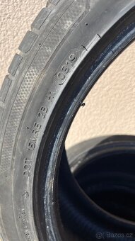 Prodam 4x Pneu značek HANKOK A MATADOR 235/40 R18 Letni - 2