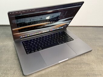 MacBook Pro 16'' 2021 / M1 Pro / 16GB / 512GB SSD - DPH - 2