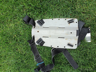 Backplate ocelový 5mm - 2