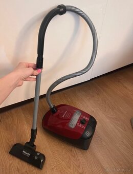 Dětský vysavač Miele - 2