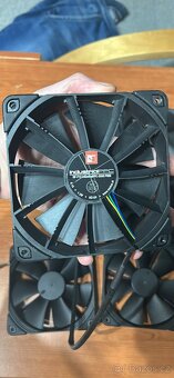 Noctua nf f12 2000rpm - 2