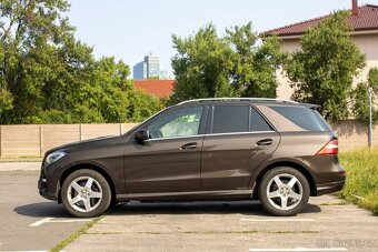 Mercedes-Benz ML 350 BLUETEC 4MATIC - 2