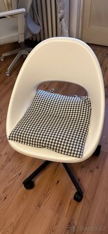 IKEA otočná židle + podsedák - 2