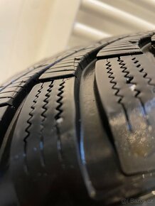 215/65R16 98H - 2