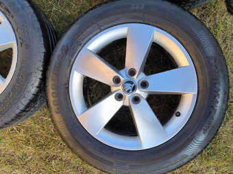 4 org. ALU kola ŠKODA 17 , 5x112 215/65/17 KODIAQ - 2