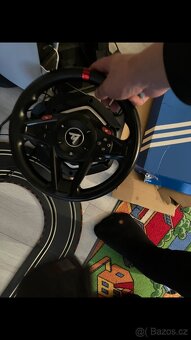 Ps5 + volant s pedály komplet. - 2