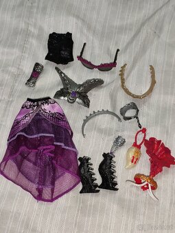 Monster high a Ever after high oblečení - 2