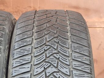 Zimní Dunlop 205/55/17 - 2