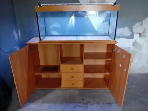 Akvarium + skříň - 2