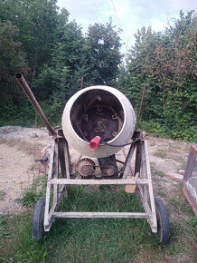 Zlevněno: Stavební míchačka 400V na tři kolečka - 2