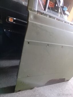 Dveře karoserie na Mercedes Benz W123 Piano,. - 2