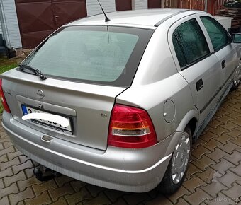 Opel Astra 66KW 1.4 16V rok 2004 - 2