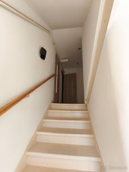 Prodej bytu 3+1, 88, m² + půda, Mankovice - 2