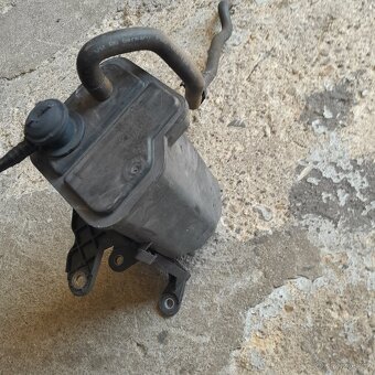 Š. Superb II, nád. s aktivním uhlím, 1K0 201 801 E - 2