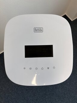 Čistička / zvlhčovač vzduchu Black+Decker BXAC7E - 2