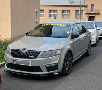 Octavia 3 RS přední lipo nové - 2