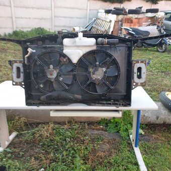 Mazda 6 2.0 D 100 Kw R.v. 2004 prodám díly. - 2