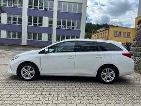 Toyota Auris 1,6 ValveMatic /1.maj./ ČR / - 2