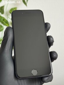 iPhone SE (2022) 64GB - zánovní - 2