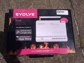 EVOLVEO Sonix, bezdrátový GSM alarm, s příslušenstvím - 2