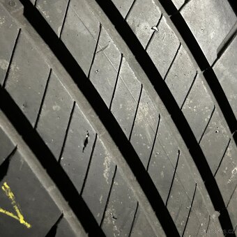 Letní pneu 235/35 R19 91Y Bridgestone 4,5-5mm - 2